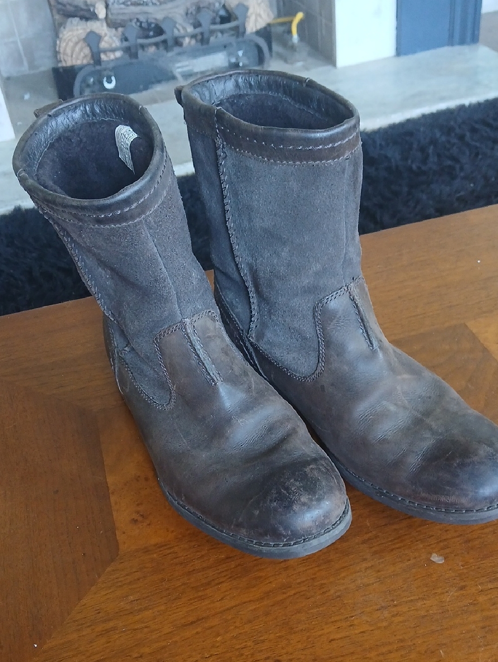 UGG Men's Brown Suede and Leather Short Boots Mens 8.5 Damaged